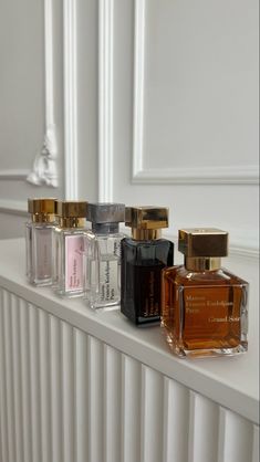 Mfk Perfume Aesthetic, Mfk Perfume, Perfume Aesthetic, Cologne Collection, Best Fragrance For Men, Perfume Display