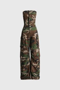 Stay on trend with this fashionable long jumpsuit featuring an army pattern and classic denim. This strapless one-piece features a stylish blend of cargo pockets and wide legs for a unique look that is both stylish and comfortable.Fabric: Cotton, Polyester Jordan Vinyl Shirts, Camouflage Jumpsuit, Unique Jumpsuits, Camo Jumpsuit, Work Outfits Frauen, Cargo Jumpsuit, Camouflage Colors, Fitted Jumpsuit, Jumpsuit Pattern