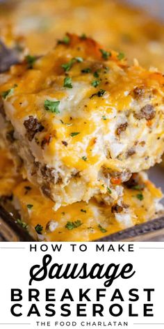 how to make sausage breakfast casserole in the crock pot with text overlay