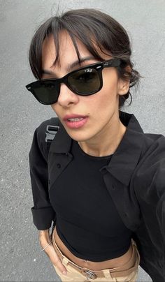 Rayban Sunglasses Aesthetic, Sunglasses Aesthetic, Trending Fashion Outfits, Selfie Poses, Life Inspiration, Aesthetic Hair, Minimalist Outfit, Abba, Character Design Inspiration