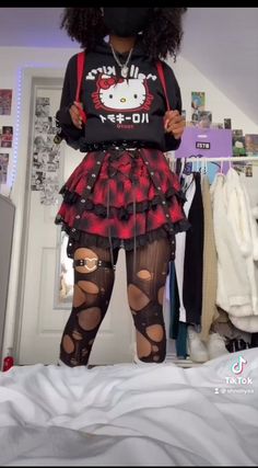 Cute Goth Outfits For School, Tiktok Alt Outfits, Aesthetic Alt Outfits, Cute Alt Outfits, Alt Aesthetic Outfits, Black Emo Outfits, E Girl Outfits Aesthetic, Pastel Goth Aesthetic Outfit, Emo Aesthetic Outfit