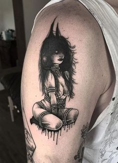 Attractive Succubus Tattoo For Arms Succubus Tattoos, Succubus Tattoo, Cool Back Tattoos, Grunge Tattoo, Goth Tattoo, Devil Tattoo, Demon Tattoo, Art Noir, Weird Tattoos