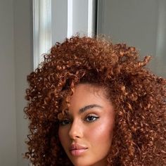 Short Auburn Curly Hair, Orange Curly Hair Black Women, Auburn Hair Color Curly, Copper Curly Hair Black Women, Strawberry Blonde Black Women, Auburn Curly Hair Black Women, Ginger Curly Hair Black Women, Copper Brown Curly Hair