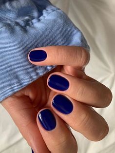 Dark Blue Nails, Casual Nails, Blue Nail Polish, Makijaż Smokey Eye, Blue Nail, Short Nail Designs, Nature Tattoos, Manicure Y Pedicure