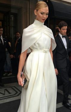 Detail Couture, Modesty Fashion, Karlie Kloss, فستان سهرة, Elegant Outfit, Fancy Dresses, Modest Fashion