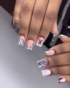 Short Nails For Medical Field, Nails For 3rd Grade, Aesthetic Nail Designs For Short Nails, Braider Nails Ideas, Short Baddie Nail Designs, Klaws Nails Acrylic, Kaw Nails, Cute Short Nail Sets, Braider Nails