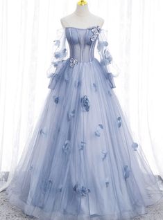 Blue Tulle Prom Dress, Gaun Abad Pertengahan, Blue Wedding Dress, Gaun Fashion, Junior Prom Dresses, Marine Uniform, Long Sleeve Prom, Long Sleeve Dress Formal, Blue Tulle