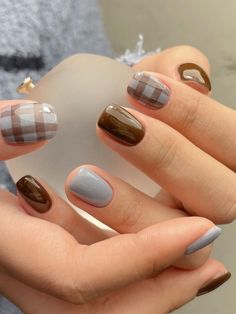 brown and muted light blue short nails with plaids Nails Brown And Blue, Brown And Grey Nails, Grey And Pink Nail Ideas, Brown Manicure Ideas, Blue Brown Nails, Plaid Nail Ideas, Blue And Brown Nails, Brown And Blue Nails, Fall Plaid Nails