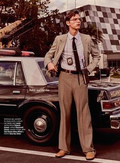 Erik van Gils is True Detective for GQ Spain March 2018 Issue Old Hollywood Detective, Detective Costume Male, 70s Detective Outfit, Police Detective Outfit, Detective Outfit Drawing, 1980s Businessman, Modern Detective Outfit Men, 70s Detective Aesthetic, Secret Agent Clothes