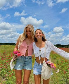 Cute Farm Outfits, Summer Fashion Modest, Natalie Downey, Bestie Poses, Summer Instagram Pictures, Photo Posing, Insta Poses