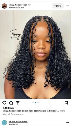 boho bob braids Short Boohoo Knotless Braids, Long Boho Bob Knotless Braids, Medium Bohemian Knotless Braids Shoulder Length, Boho Bob Knotless Braids Hairstyles, Short Boohoo Braids, Boho Knotless Braids Bob With Color, Shoulder Length Box Braids Curly Ends, Boho Braids Medium, Boohoo Braids