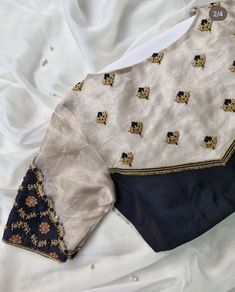 Saree Combination, Simple Blouses, 50 Blouse Designs, Khatli Work, Tantra Art, Blouse Designs Pattern, Blouse Designs Catalogue, Latest Blouse Designs Pattern, Saree Blouse Neck Designs