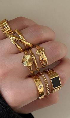 Ring Layering, Dubai Gold Jewelry, Inexpensive Jewelry, Grunge Jewelry, Trendy Fashion Jewelry, Golden Jewelry, Jewelry Fashion Trends, Jewelry Essentials