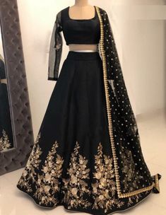 Wedding Lehangas, Lengha Dress, Black Lehenga Choli, Whatsapp Contact, Indian Outfits Lehenga, Wedding Lehenga Designs