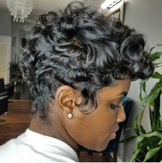 Short Sassy Hair Black Women, Classic Short Hairstyles, Hair Black Women, Short Haircut Styles, Haute Hair