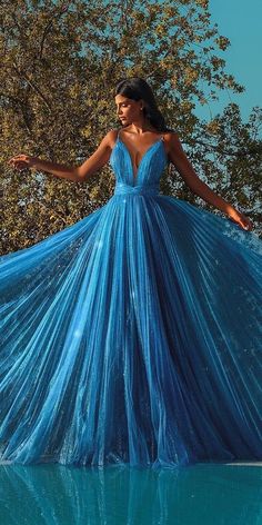 Prom Dresses Princess Style Ball Gown, Good Prom Dresses, Blue Prom Dress Aesthetic, Blue Dresses For Wedding, Blue Gala Dress, Blue Dresses Formal, Prom Dresses Fancy, Blue And White Wedding Dress, Wedding Dresses Blue