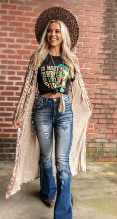 Stile Boho Chic, Look Boho Chic, Summer Jam, Chic Outfit Ideas, Southern Outfits, Country Style Outfits, Western Wear Outfits, Cute Country Outfits