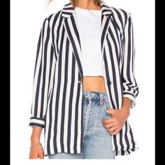 Brand New With Tags Woman Bardot Blazer. Size 6/Small. Chic Striped Summer Blazer, Summer Striped Long Sleeve Blazer, Casual Summer Blazer For Night Out, Trendy Striped Blazer For Spring, Dance Christmas, Green Tuxedo, Orange Blazer, Blazer Beige, Party Dance