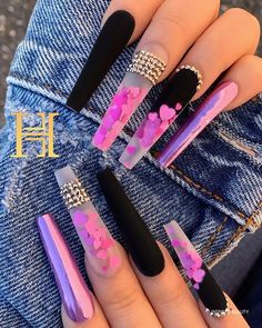 Magic Ideas, Art Magic, Nails Design With Rhinestones, Cute Acrylic Nail Designs, Long Acrylic Nails Coffin, Black Nail Designs, Black Nail, Bling Acrylic Nails, Summer Acrylic Nails