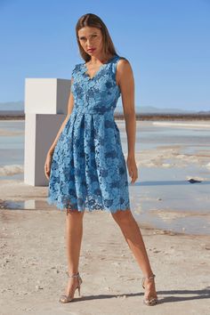 Inspired by the sky, blue is the latest trend of the season. Try out this trend in a floral lace dress. With it's slimming waistline and flattering v-neck, this dress looks great on every body type. Blue Floral Embellished Summer Dresses, One Shoulder Gown, Floral Lace Dress, Boho Look, Comfortable Dress, Fit And Flare Dress