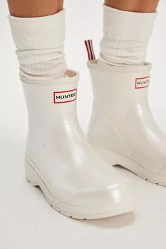 Hunter Play Short Nebula Wellies | Free People Cute Winter Boots, Rain Boots Women, Hunter Rain Boots, Short Boots, Hunter Boots, Boho Clothing, Winter Boots, Boho Outfits, Rubber Rain Boots