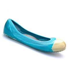 Bluebird/Gold Flats Blue Round Toe Flats For Summer, Trendy Blue Summer Flats, Womens Dress Shoes, Shoe Sketches, Parrot Green, Gold Cap, Shoes Illustration, Shoes Photography, Shoes Teen