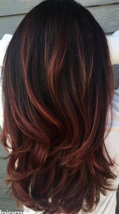 Hair Color Suggestions, Medium Curly Hair, Balyage Long Hair, Medium Length Curly Hair, Dark Brunette Hair, Gorgeous Hair Color, Medium Curly Hair Styles