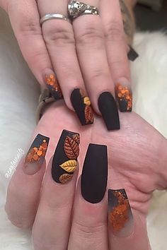 Get ready for spooky season with these Halloween nail designs that will level up your costume game! From classic jack-o'-lanterns to creepy cobwebs, this tutorial will show you how to create the perfect manicure for the scariest night of the year. Whether you're a beginner or a nail art pro, these designs are sure to impress at any Halloween party. Orange Nail, Fall Gel Nails, Fall Nail Art Designs, Cute Nails For Fall, October Nails, Fall Acrylic Nails, Thanksgiving Nails, Fall Nail Art, Beautiful Nail Designs