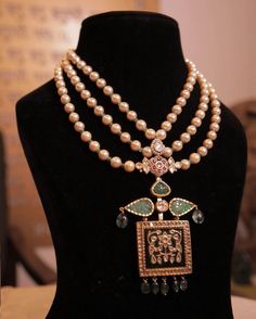 Gold Dollars, Dubai Jewellery, Bindi Designs, Elegant Jewellery, Wedding Jewellery Collection, Indian Jewellery Design, Pearl Jewellery