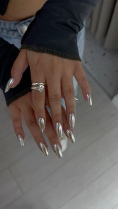 Chrome Nails , Summer nails , Fall Nails, Almond Nails Nails And Rings, Nagellack Trends, Classy Nails