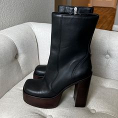 Black Velvet Boots, Roper Cowboy Boots, Leather Platform Boots, Tan Leather Boots, Boho Boots, Leather Boots Heels, Funky Shoes, Velvet Boots, Steve Madden Heels