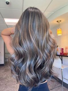 Ash Brown Gray Balayage, Ashy Grey Highlights, Light Brown Hair With Grey Highlights, Ash Balayage Hair, Lived In Balayage, Highlights Brown Hair Balayage, Balayage Hair Grey, Brown Hair Looks