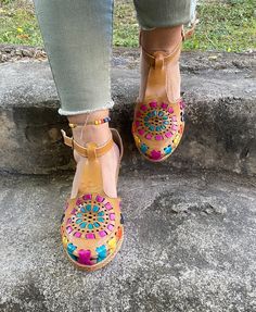 "Beautiful Mexican huaraches, handmade by Mexican artisans, very comfortable. we only work with closed numbers, we do not have half numbers, the leather will stsretch with wearing high heel: 3\" inches platform; 1\" inch Sewn by hand, Hand painted, Very confortable, Painted  by hand. We ship anywhere in the word, from Tepic, Nayarit,  mx. Made by artisans from México NOTE If your size is 7.5 I suggest the number 7,  since the leather stretches with use.Note: Size changes are accepted. If you need a change of numbering, this only generates an additional cost for the shipping labels for the return and also for the new pair of shoes that will be sent." Leather Embroidered Open Toe Huaraches, Traditional Embroidered Leather Huarache Sandals, Traditional Multicolor Leather Huaraches, Hand Tooled Closed-toe Huaraches For Spring, Multicolor Closed-toe Huarache Sandals With Woven Sole, Colored Sandals, Huarache Sandals, Heels & Wedges, Platform Shoes