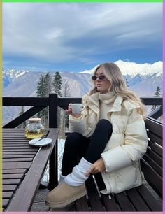 Chile Winter Outfit, Switzerland Winter Outfits Women, Argentina Winter Outfit, Santiago Chile Outfit, Mountain Look Outfit, Buenos Aires Style, Banff Outfit Winter, Winter In Switzerland Outfits, Outfits For The Mountains