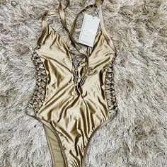 Suoer Cute Chic Gold Swimwear For Summer, Chic Gold Swimwear For Night Out, Chic Beige Swimwear For Party, Chic Beige Party Swimwear, Beige Party Swimwear For Spring, Chic Gold Stretch Swimwear, Gold Beachwear Swimwear For Spring, Brown Party Swimwear For Spring, Gold Bathing Suit