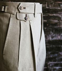 Tailor Pants, Men Dresses, Men Pants Pattern, Pants Ideas, Tailoring Details, Cuban Art, Trousers Mens, Formal Men Outfit, Dress Suits For Men