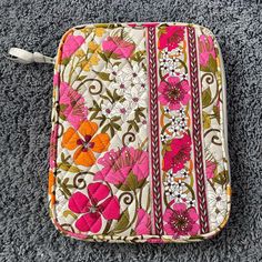 Nwot Vera Bradley Grey, Pink, And Orange Floral Designed Pouch Pink Pouch For Daily Use, Pink Pouch For Daily Use In Spring, Pink Rectangular Pouch For Spring, Pink Travel Cosmetic Bag For Spring, Rectangular Pink Pouch For Spring, Multicolor Spring Cosmetic Bag, Pink Rectangular Cosmetic Bag For Spring, Pink Cosmetic Bag For Everyday Use, Pink Cosmetic Bag For Daily Use In Spring