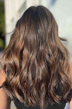 Mid-Length Golden Chocolate Brown Balayage Waves with Layers Golden Chocolate, Glamorous Hair