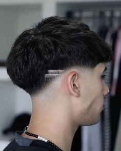 Low Fade Haircut Men's, Fade Haircut Designs, Low Taper Fade Haircut, Taper Fade Curly Hair, Fade Haircut Styles, Haircut Selfie, Photo Hijab, Drop Fade Haircut