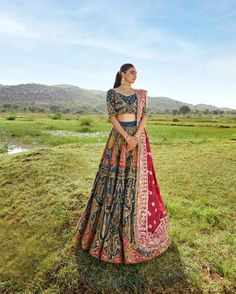 Bridal Choli, Choli Style, Pakistani Mehndi Dress, Embroidery Goldwork, Tilla Embroidery, Pakistani Mehndi, Pakistani Bridal Dress, Admiral Blue, Mehndi Dresses