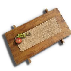 PRICES MAY VARY. 100% Natural Water Hyacinth Material: This rectangle woven placemats table runner is crafted from high-quality natural water hyacinth, ensuring its authenticity and eco-friendliness. The use of natural materials adds a touch of organic beauty to your dining table, you will embrace eco-friendliness, natural aesthetics, and a pollution-free dining experience.The unique textures and colors of water hyacinth add a touch of natural style to your dining table, creating a warm and dist Placemats Wipeable, Outdoor Placemats, Rattan Placemats, Beaded Square, Wicker Placemats, Casual Kitchen, Dining Table Placemats, Farmhouse Flair, House Farmhouse