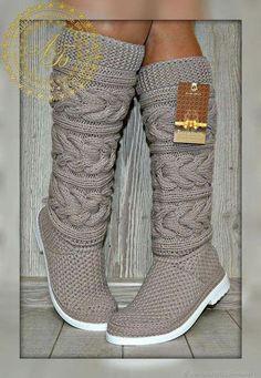 Knitted Boots, Crochet Slipper Boots, شال كروشيه, Crochet Shoes Pattern, Barefoot Sandal, Crochet Boots, Knit Shoes, Slippers Pattern, Shoe Pattern