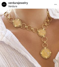 Antique Coin Jewelry, Gold Coin Jewelry, Buccellati Jewelry, Haute Jewelry, Diamond Pendant Jewelry, Antique Necklaces Design, Jewelry Set Design, Jewelry Photoshoot, Antique Gold Jewelry