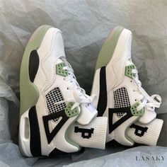 Lasaky - Retro Chic Casual Sneakers for Leisurely Strolls Shoes For College, Yellow Sneakers, Pretty Shoes Sneakers, Jordan Shoes Retro, Cute Nike Shoes, Green Sneakers, Cute Nikes, White Pine, Pine Green