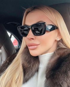 Black Luxury Cat Eye Sunglasses, Luxury Black Cat Eye Sunglasses For Party, Designer Black Cat Eye Sunglasses For Party, Eyes Glasses, Cat Eye Frames, Eyewear Fashion