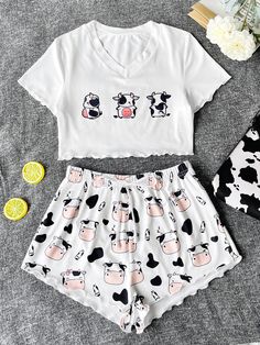 Cartoon Graphic Lettuce Trim Pyjama Set White Cute    Animal,Cartoon Short Sets Slight Stretch All Women Sleep & Lounge, size features are:Bust: ,Length: ,Sleeve Length: Pijamas Women, Cute Pjs, Cute Sleepwear, Cute Pajama Sets, Cute Dress Outfits, Cute Lazy Outfits, Lazy Outfits, Cute Pajamas, Shorts Outfit