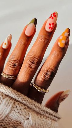 25 Fun-Cozy September Nails For Your Transition Look - MorningKo Nail Ideas For September, Nails And Rings, Checkered Nails, Velvet Nails, September Nails, Fall Nail Trends, Cute Nails For Fall, Smink Inspiration