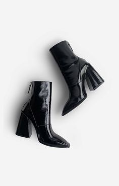 We can't get enough of the 'Eden Boot' from Alias Mae, now available in patent leather. Create the ultimate A.T.G look with these 100% leather square toe boots. Upper: 100% leather | Lining: 100% leather Square toe Man-made outer sole Chunky, sturdy heel with back zip Heel height is approximately 10cm Also available in black burnished Boots are true to size. If you are in-between sizes we suggest the size down from normal. Sizing for footwear below: Mini Boots, Alias Mae, The Eden, Square Toe Boots, Classic Coats, Minimalist Wardrobe, Toe Boots, Black Coat, Concept Store