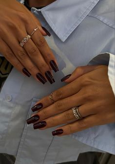 #ongles #nails #fall #fallnails Burgundy Nail Designs, Casual Nails, Work Nails, Burgundy Nails, Short Acrylic Nails Designs, Luxury Nails, Classy Nails, Chic Nails