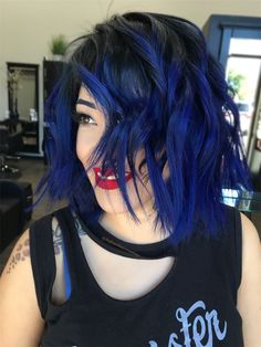 Dark Blue Hair Inspo Short, Blue Black Shoulder Length Hair, Dark Blue Short Curly Hair, Short Dark Hair With Blue Highlights, Blue Hair Black Roots, Teal Balayage Short Hair, Black And Bright Blue Hair, Ombre Short Hair